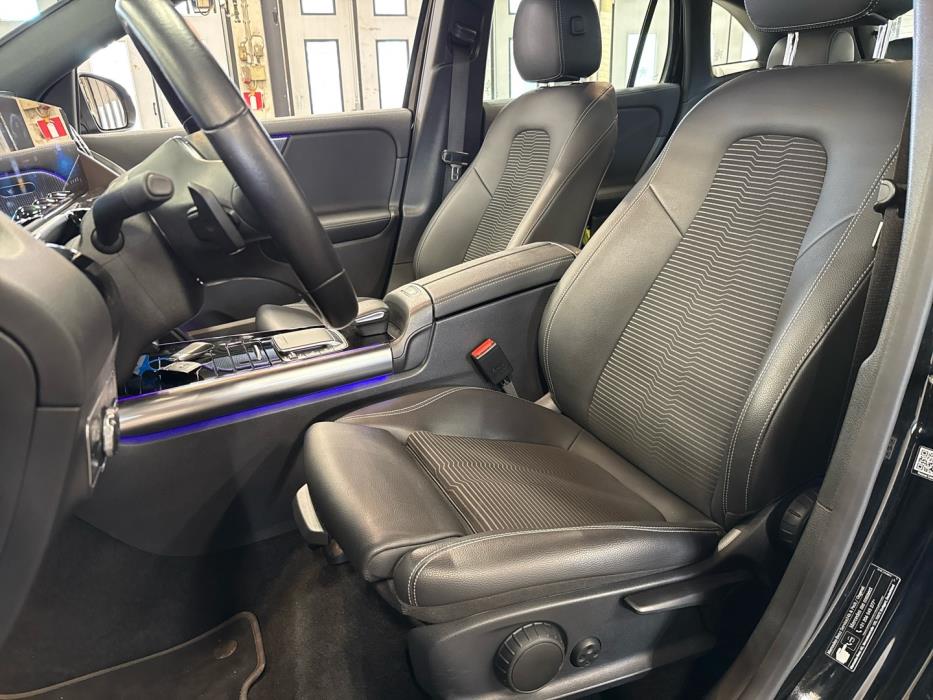 MERCEDES-BENZ EQA 2022