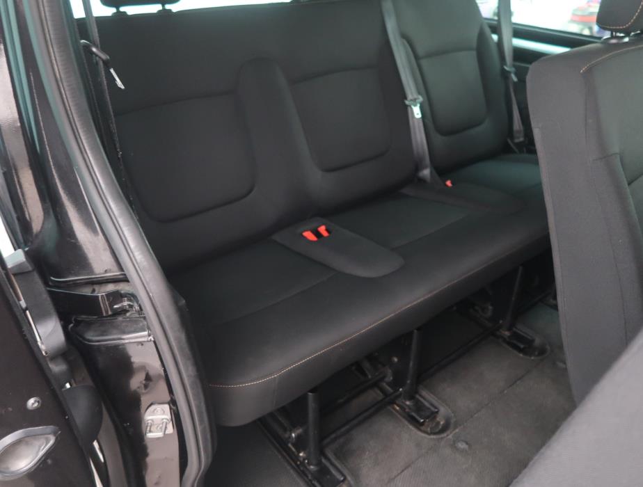 RENAULT Trafic Passenger 2019