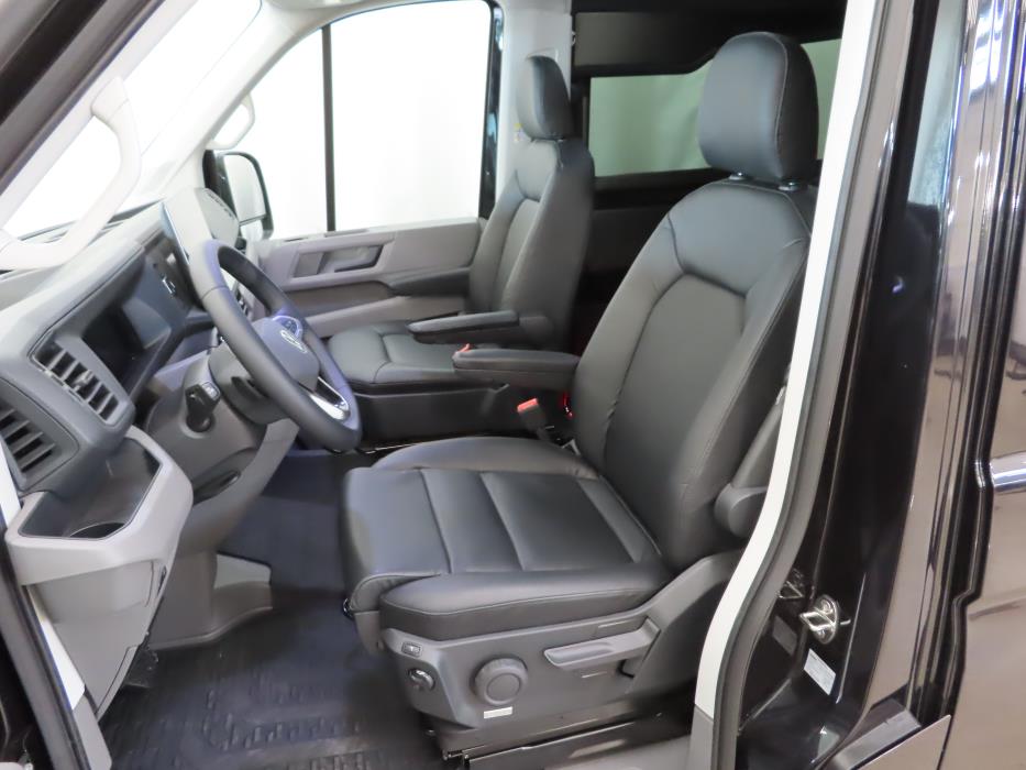 VOLKSWAGEN CRAFTER 2026