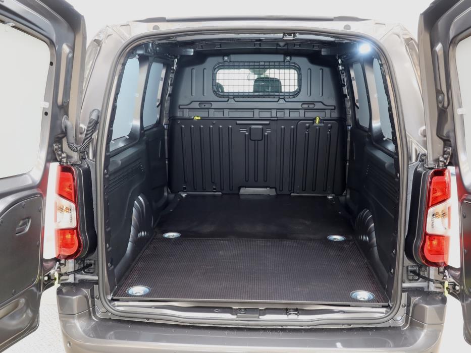 Peugeot e-Partner 2024