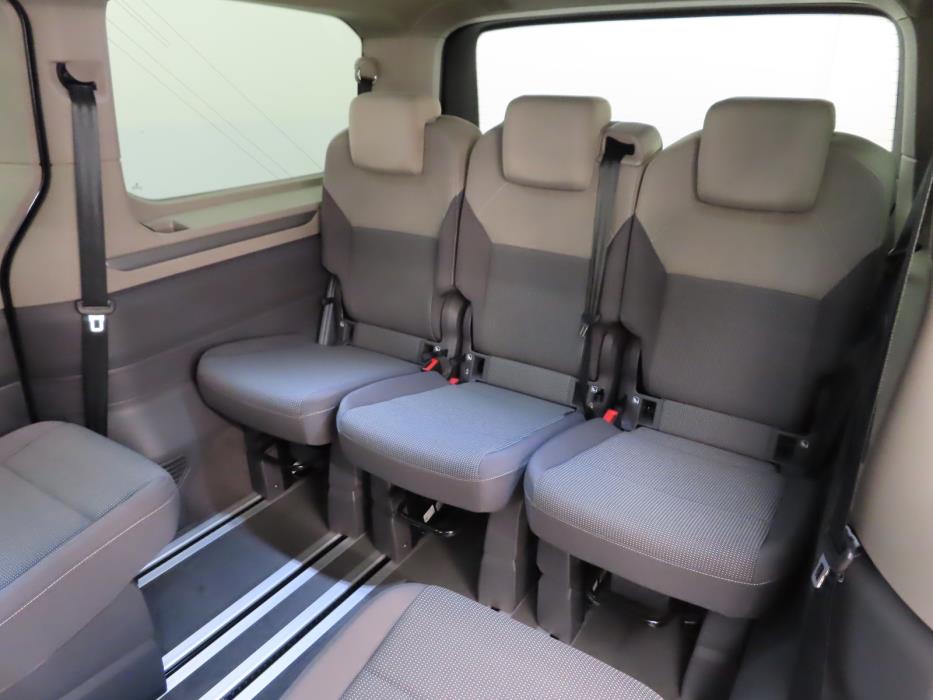 Volkswagen Multivan 2025