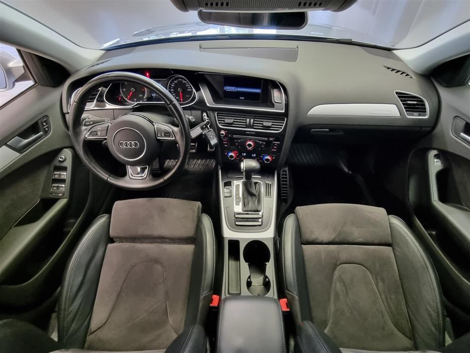 AUDI A4 2015
