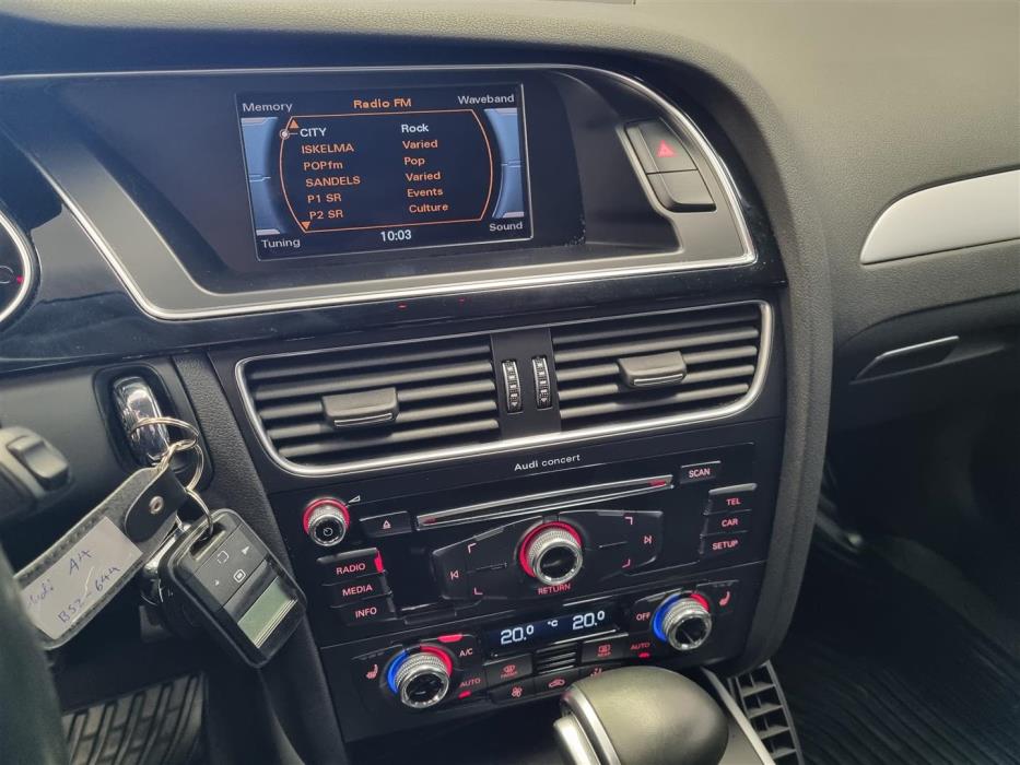 AUDI A4 2015