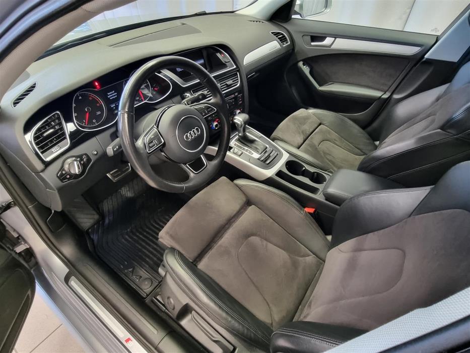 AUDI A4 2015