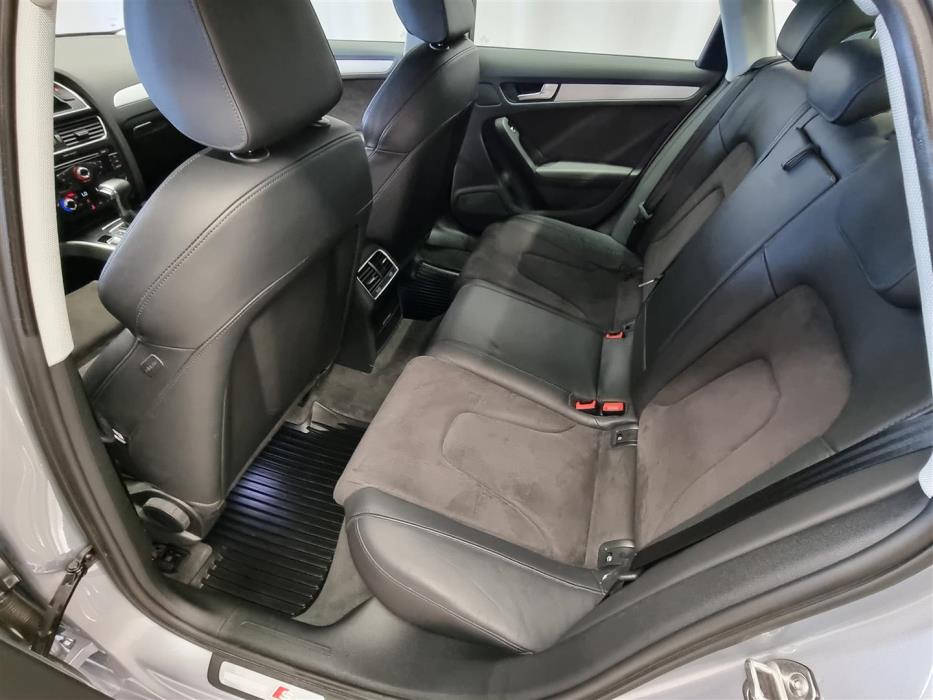 AUDI A4 2015