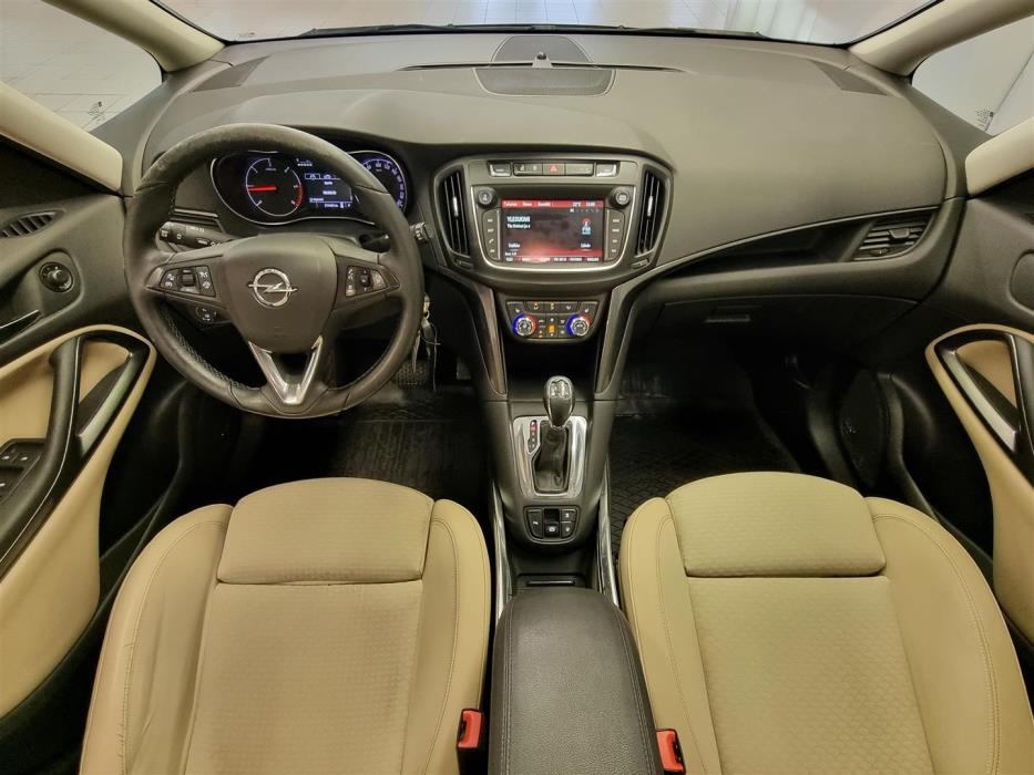 OPEL Zafira 2017
