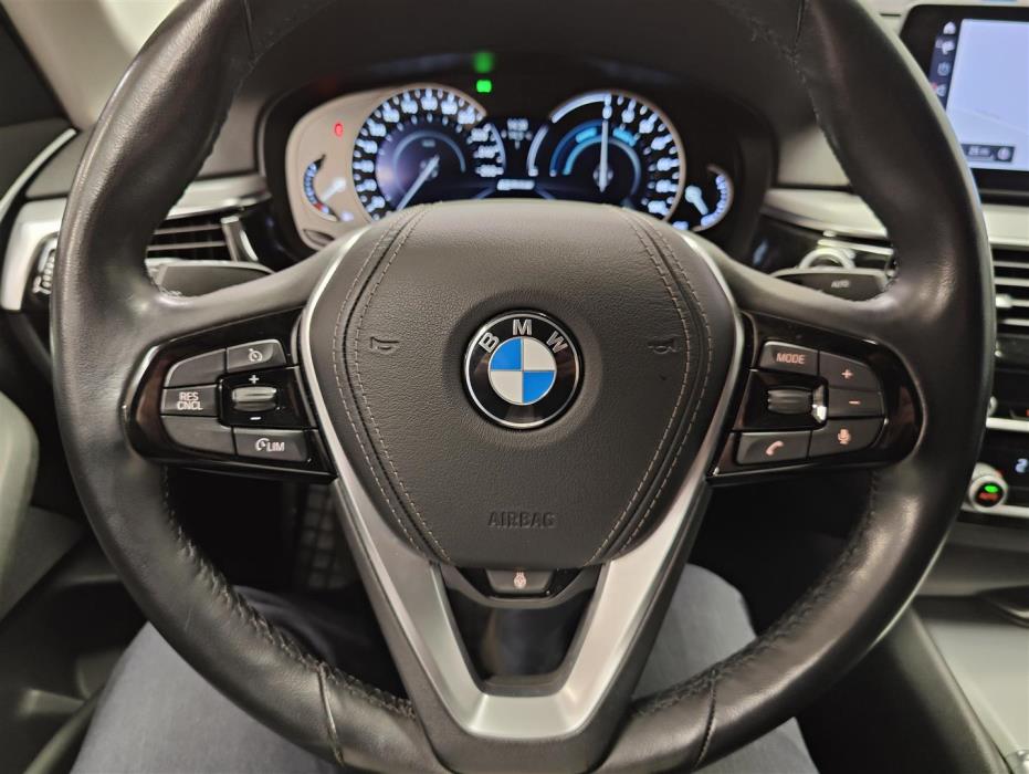 BMW 530 2019