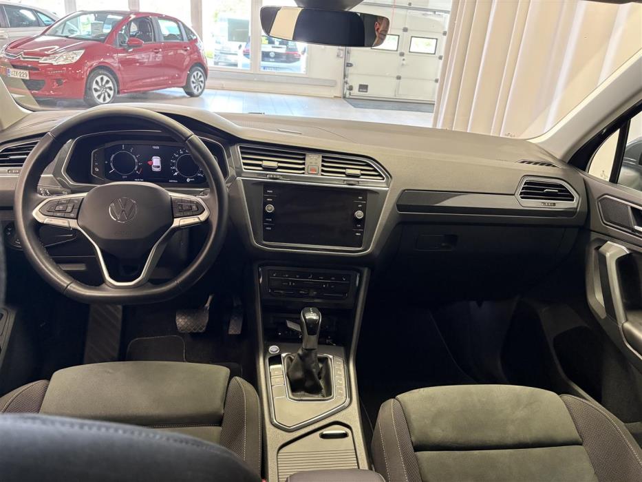 VOLKSWAGEN Tiguan 2021