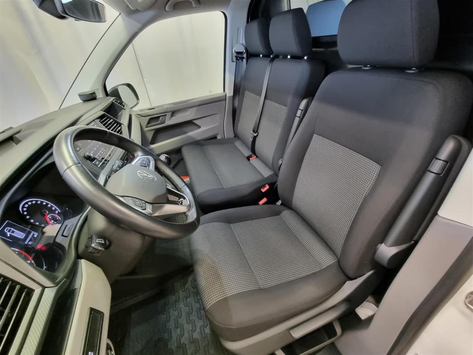 VOLKSWAGEN Transporter 2022