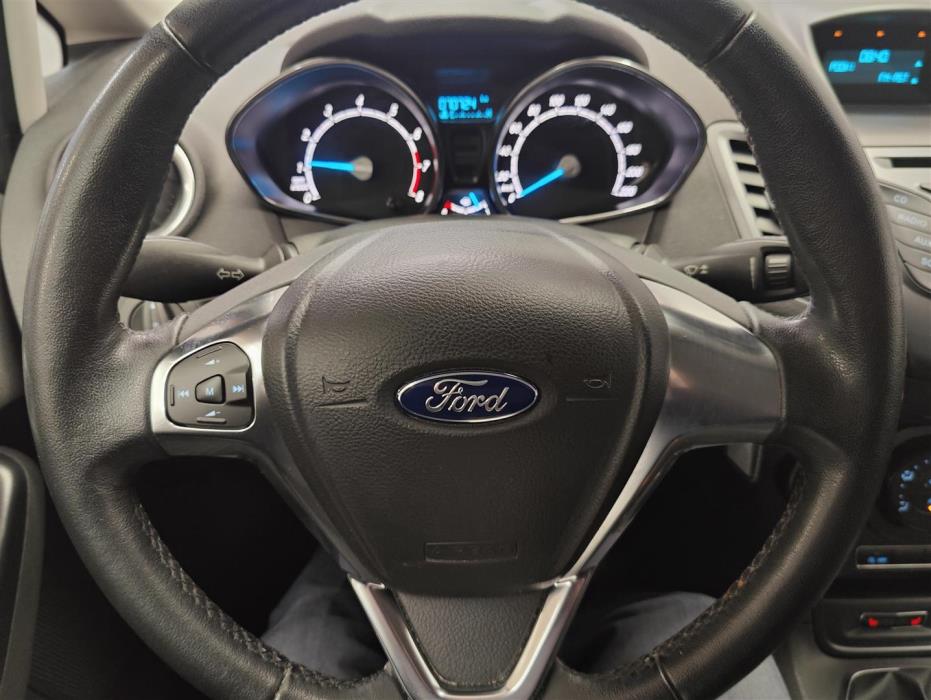 FORD Fiesta 2016