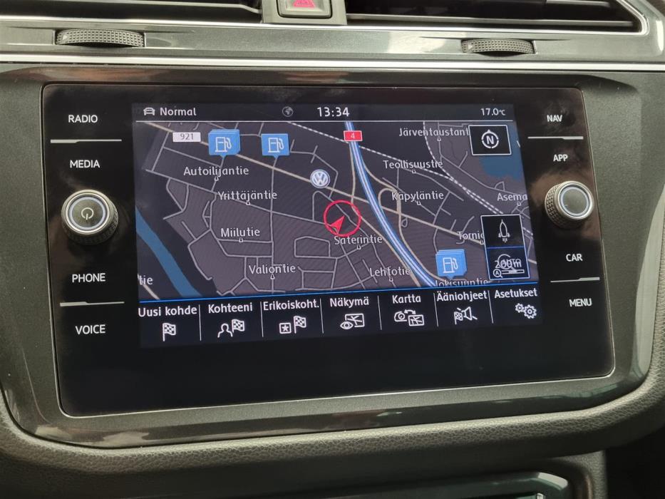 VOLKSWAGEN Tiguan 2018