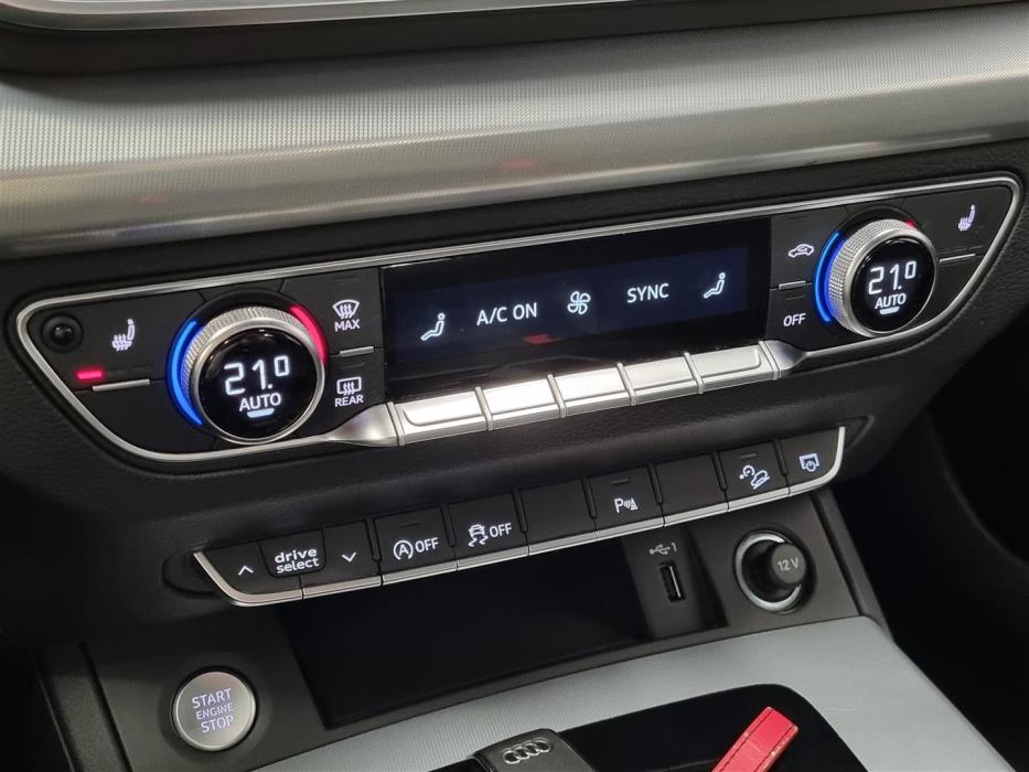 AUDI Q5 2021