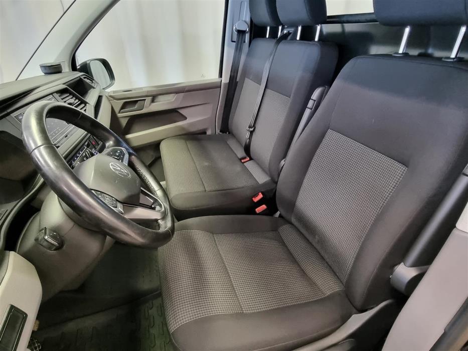 VOLKSWAGEN Transporter 2024