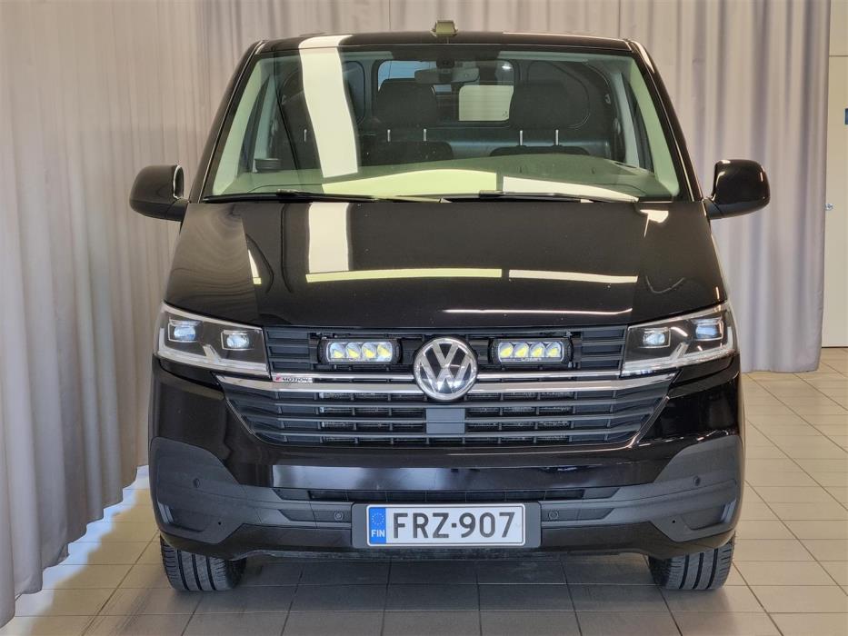 VOLKSWAGEN Transporter 2024