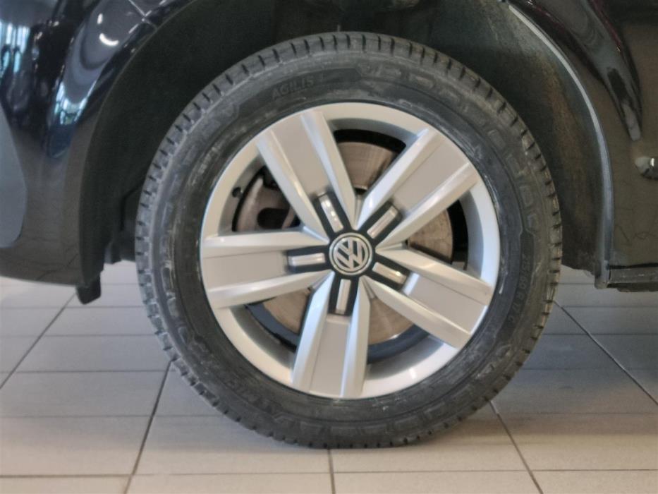 VOLKSWAGEN Transporter 2024