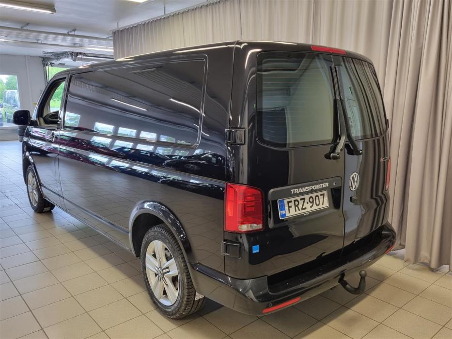 VOLKSWAGEN Transporter 2024