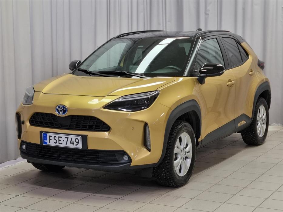 TOYOTA Yaris Cross 2024