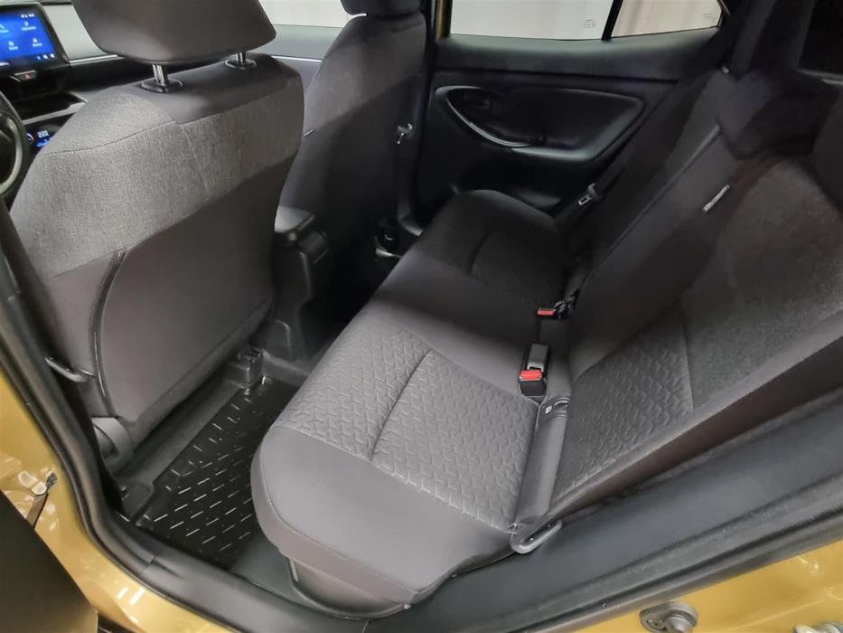 TOYOTA Yaris Cross 2024