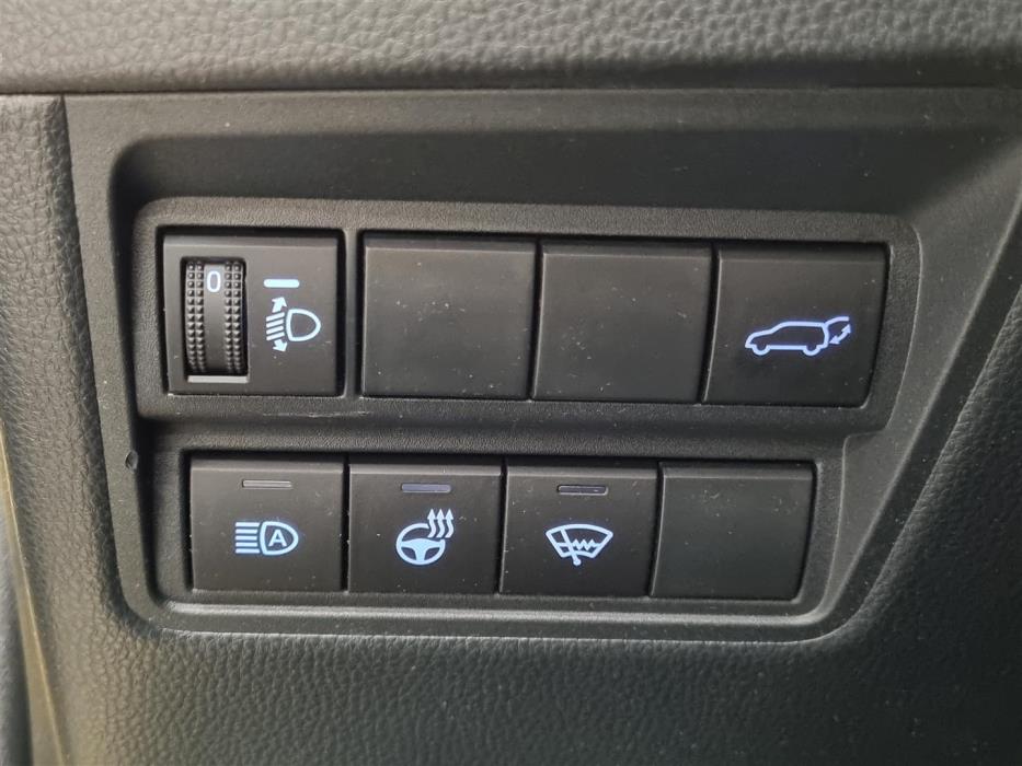 TOYOTA Yaris Cross 2024