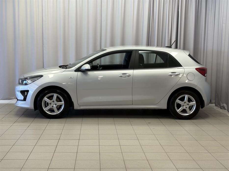 KIA Rio 2023