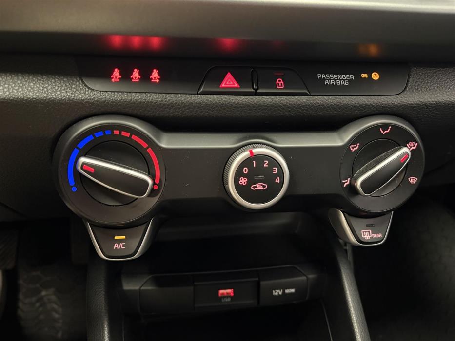 KIA Rio 2023