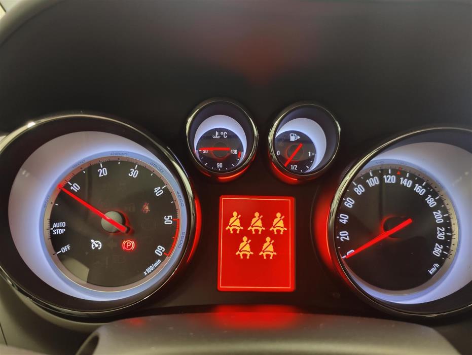 OPEL Zafira Tourer 2013