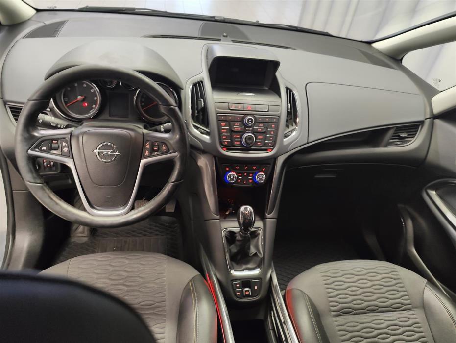 OPEL Zafira Tourer 2013