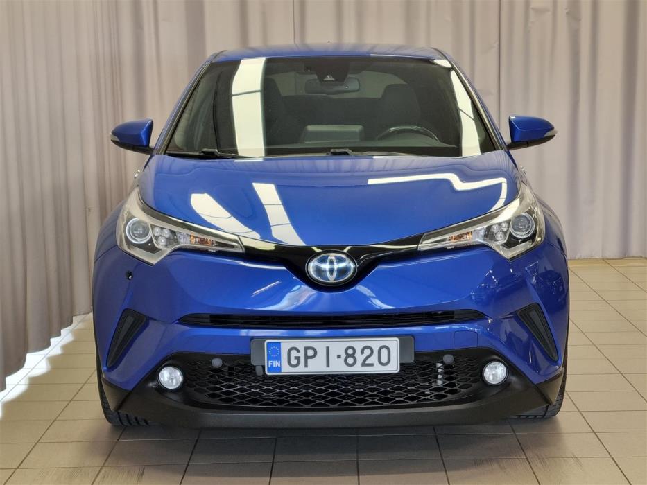 TOYOTA C-HR 2017