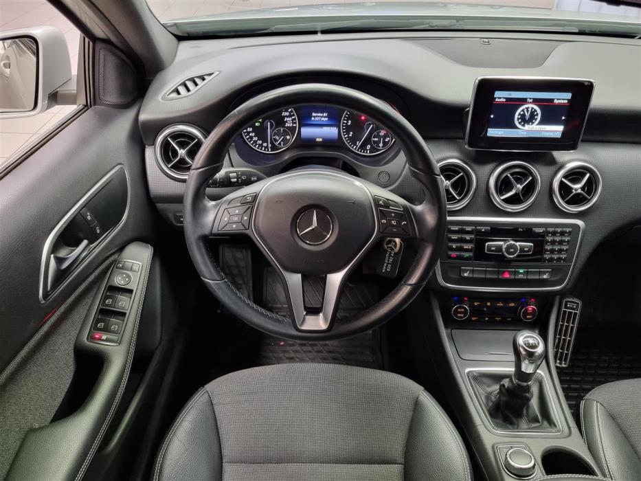 MERCEDES-BENZ A 2014