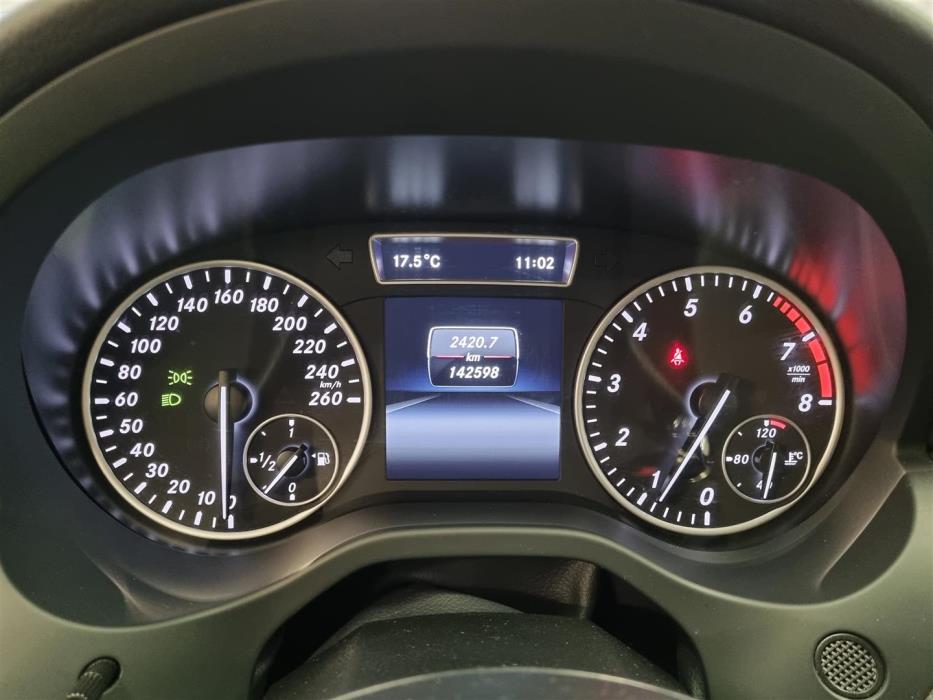 MERCEDES-BENZ A 2014