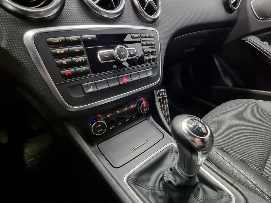 MERCEDES-BENZ A 2014