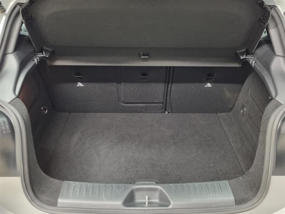 MERCEDES-BENZ A 2014