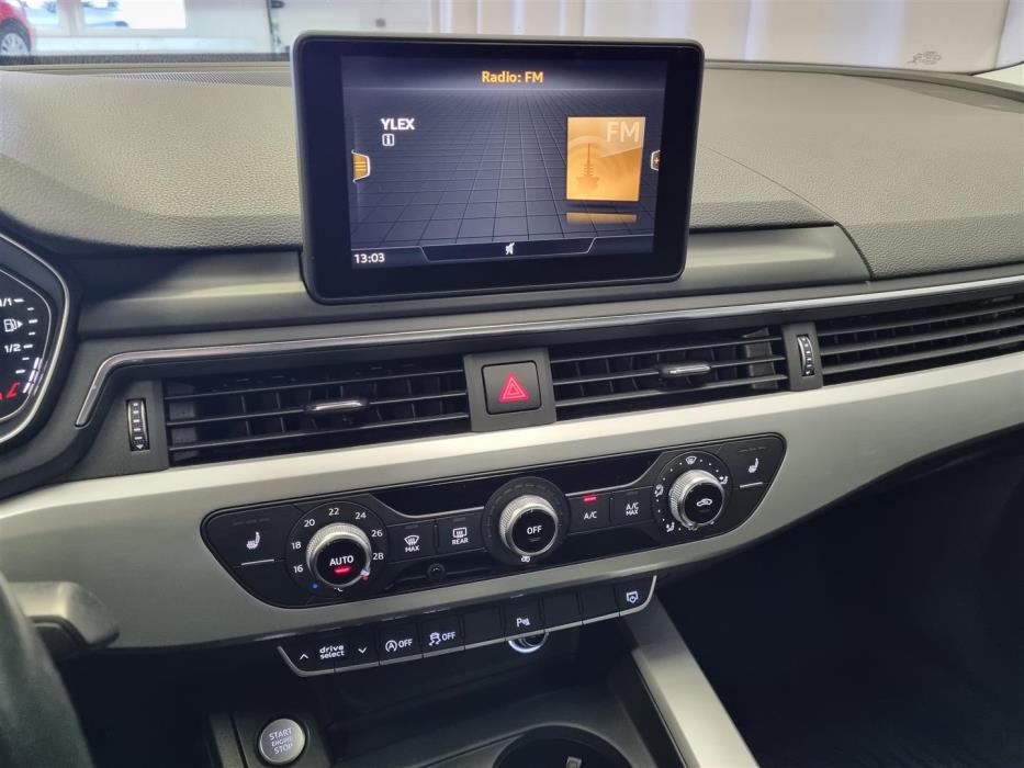 AUDI A4 2017