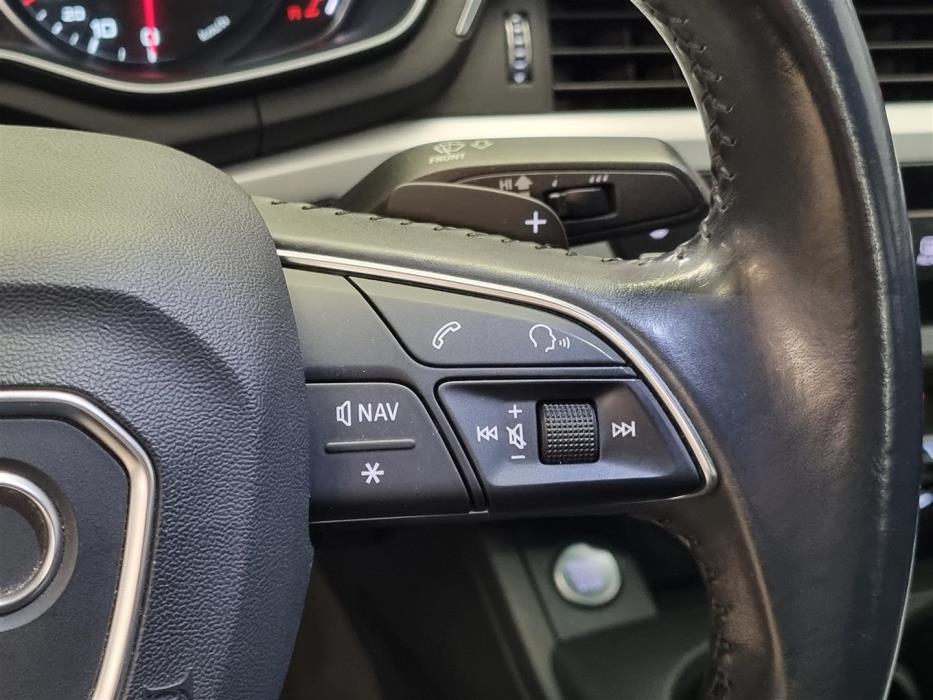 AUDI A4 2017