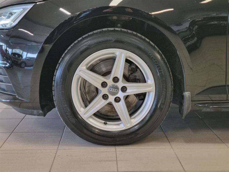 AUDI A4 2017