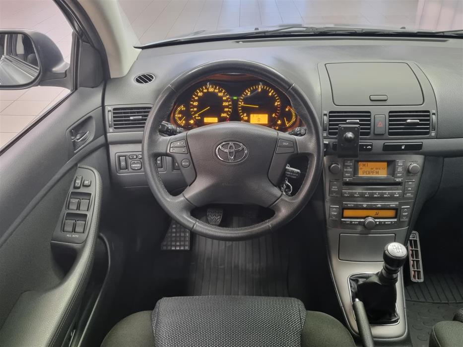 TOYOTA Avensis 2008
