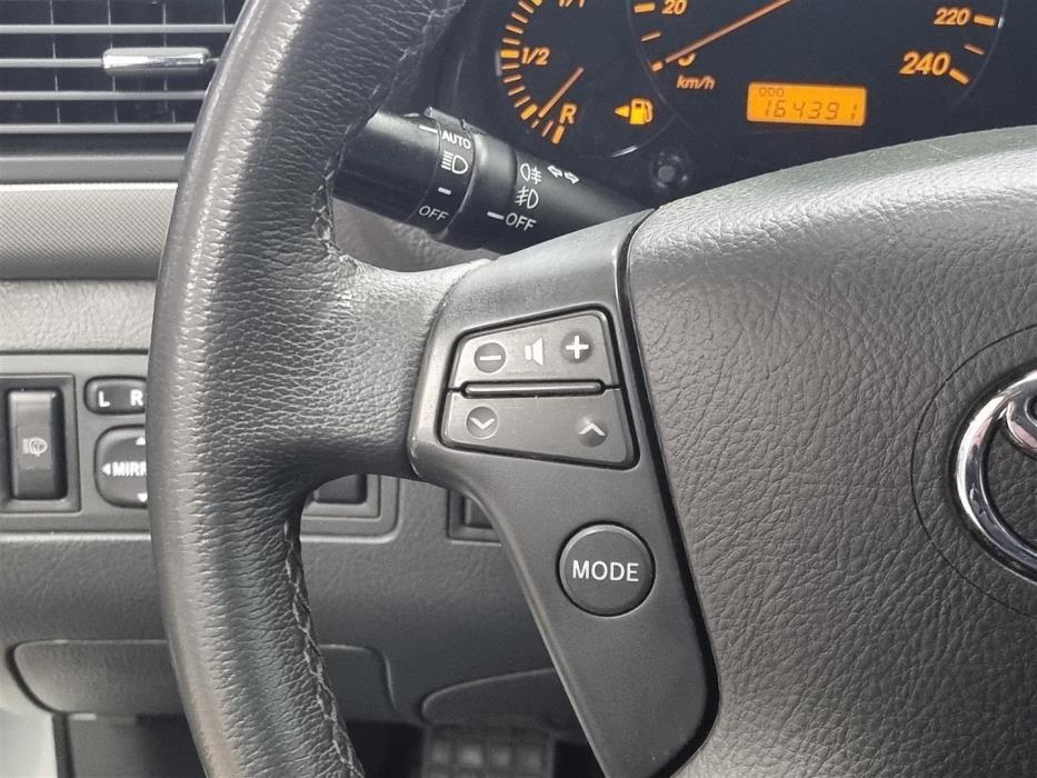 TOYOTA Avensis 2008