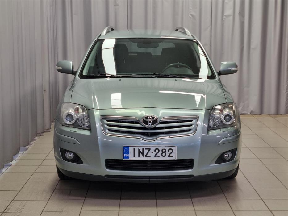 TOYOTA Avensis 2008