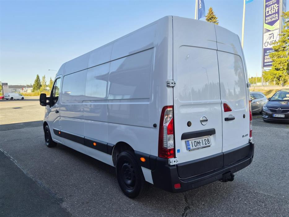 NISSAN NV400 2018