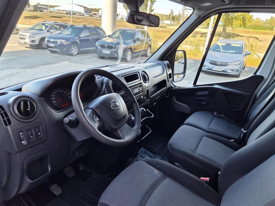 NISSAN NV400 2018