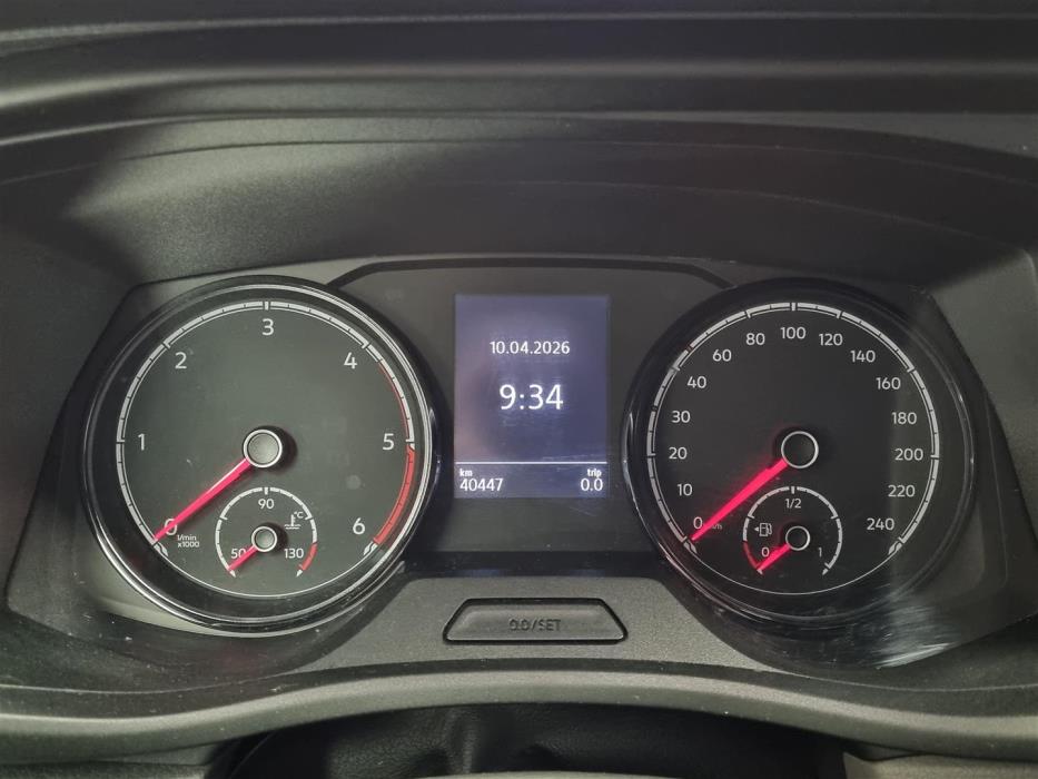 VOLKSWAGEN Transporter 2023