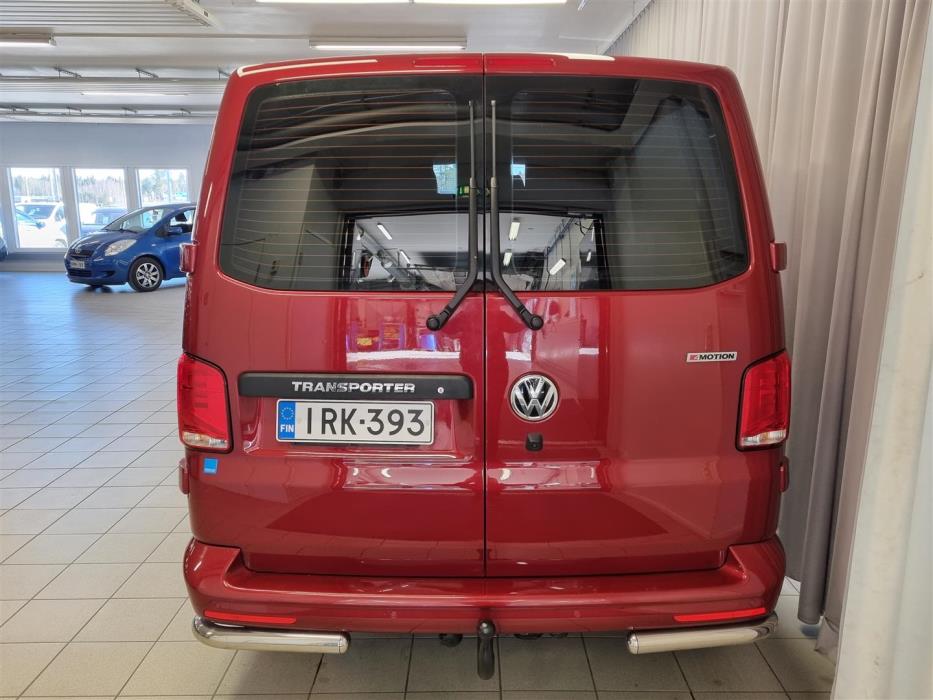 VOLKSWAGEN Transporter 2023