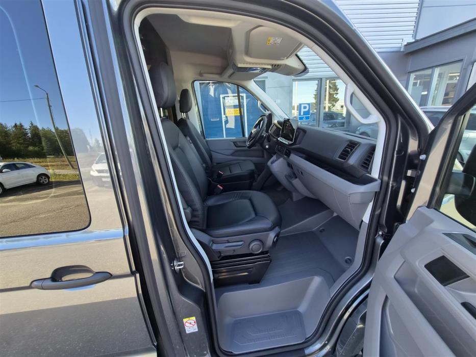VOLKSWAGEN Crafter 2026