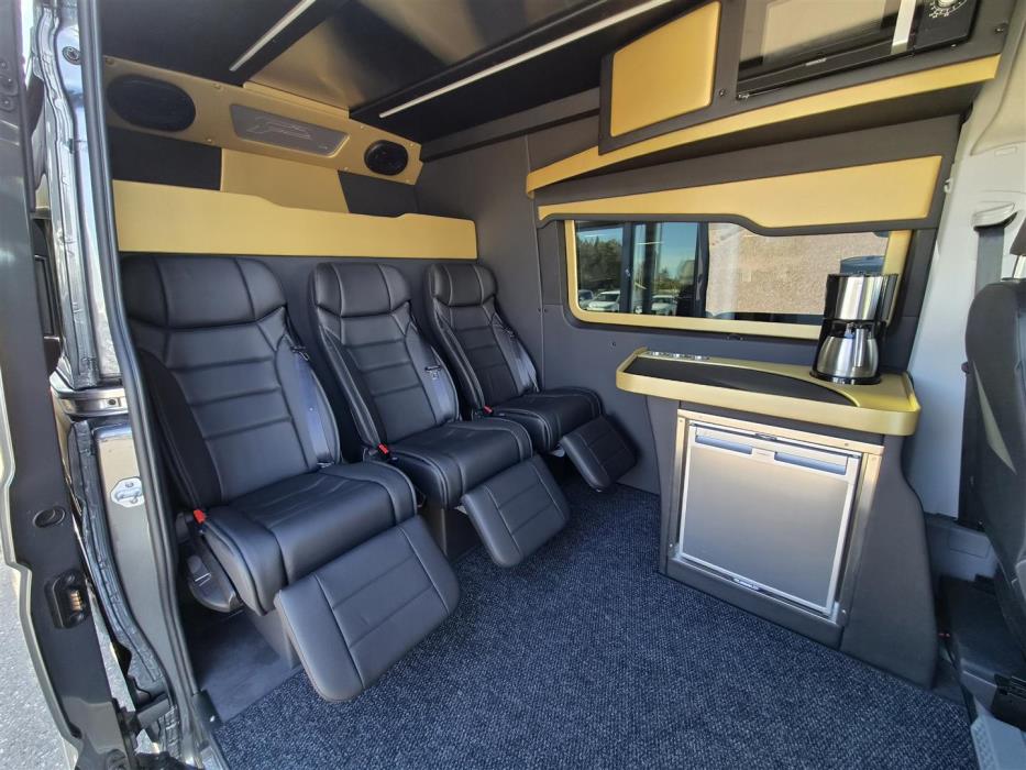VOLKSWAGEN Crafter 2026