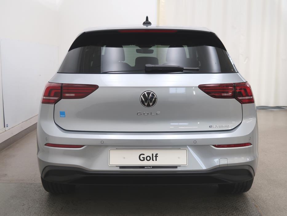 Volkswagen Golf 2025