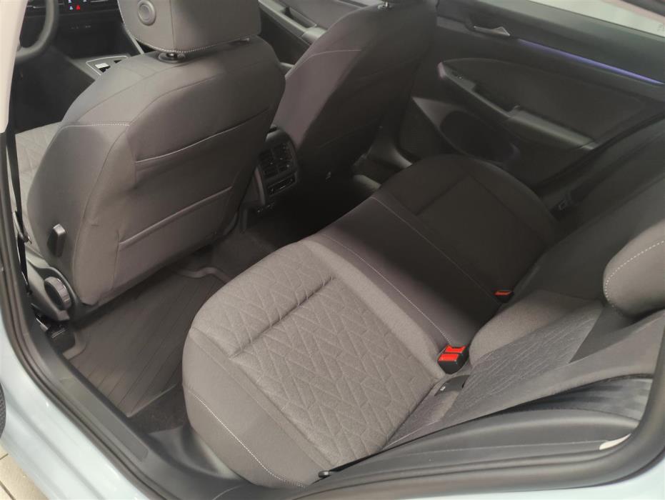 Volkswagen Golf 2026