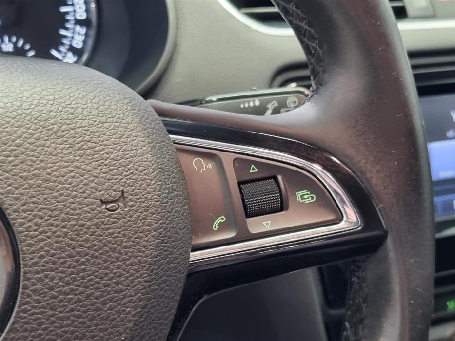 SKODA Octavia 2013
