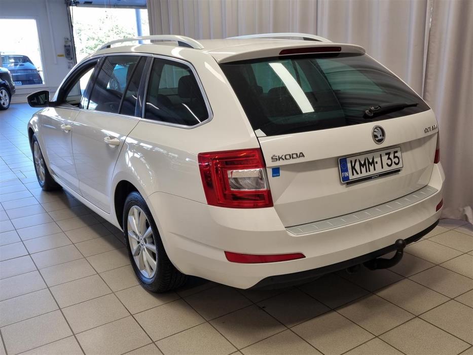 SKODA Octavia 2013
