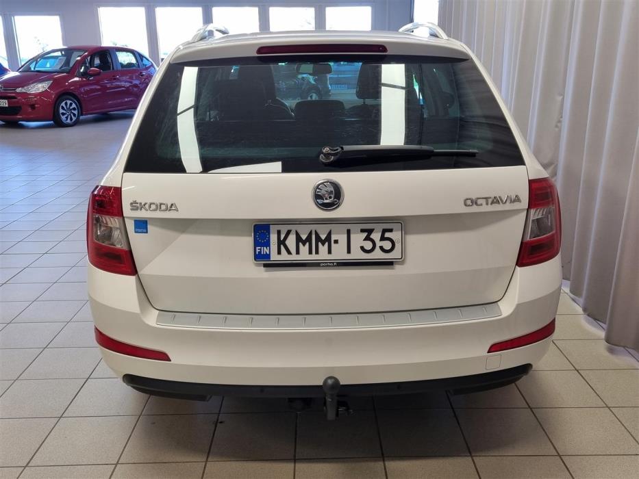 SKODA Octavia 2013