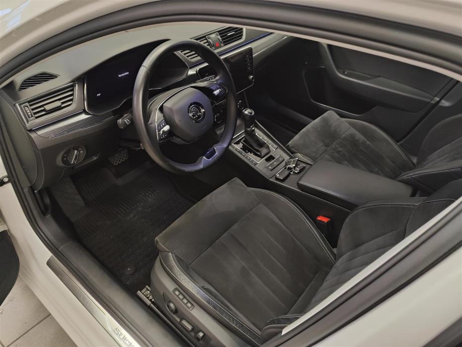 SKODA Superb 2021
